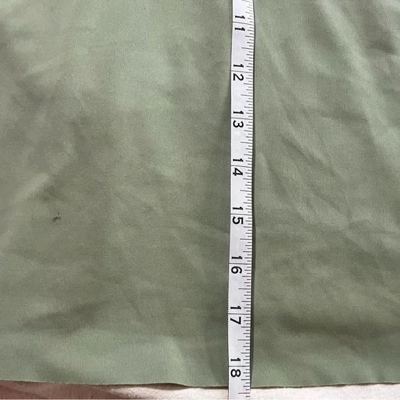 Nike Women's Dri-FIT Luxe Cropped Yoga Tank, Size XXL - Picture 9 of 10